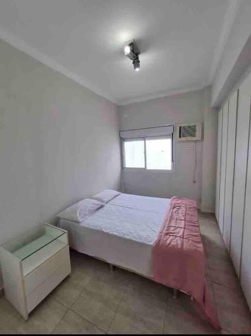 Apartamento Vista Mar - Em Frente A No Gonzaga - Em *